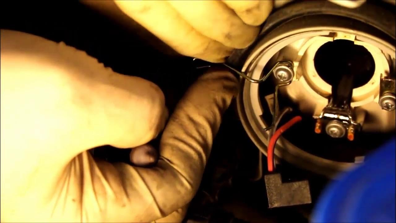 Headlight Bulb Replacement - Kia Spectra - YouTube
