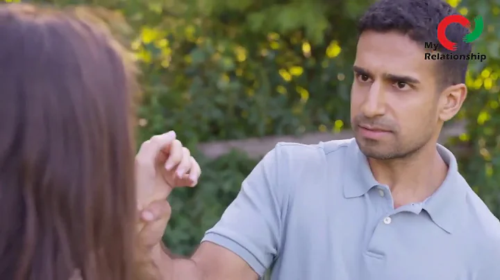 How do you quickly recognize a manipulative person?