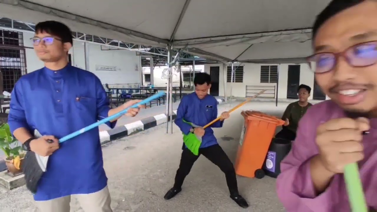 sketsa muzik video dari muallim2 sriti kota raja