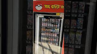 Opening Pokemon Packs From a Pokemon Vending Machine! #pokemon #tradingcards #vendingmachine
