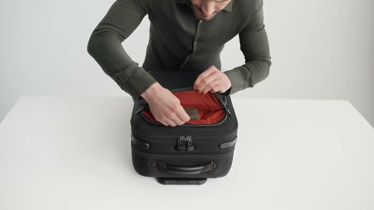 ZDX Carry-On Expandable Spinner | Briggs & Riley