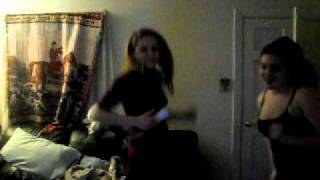 Victoria And Abbi - Sway Just Dance 2