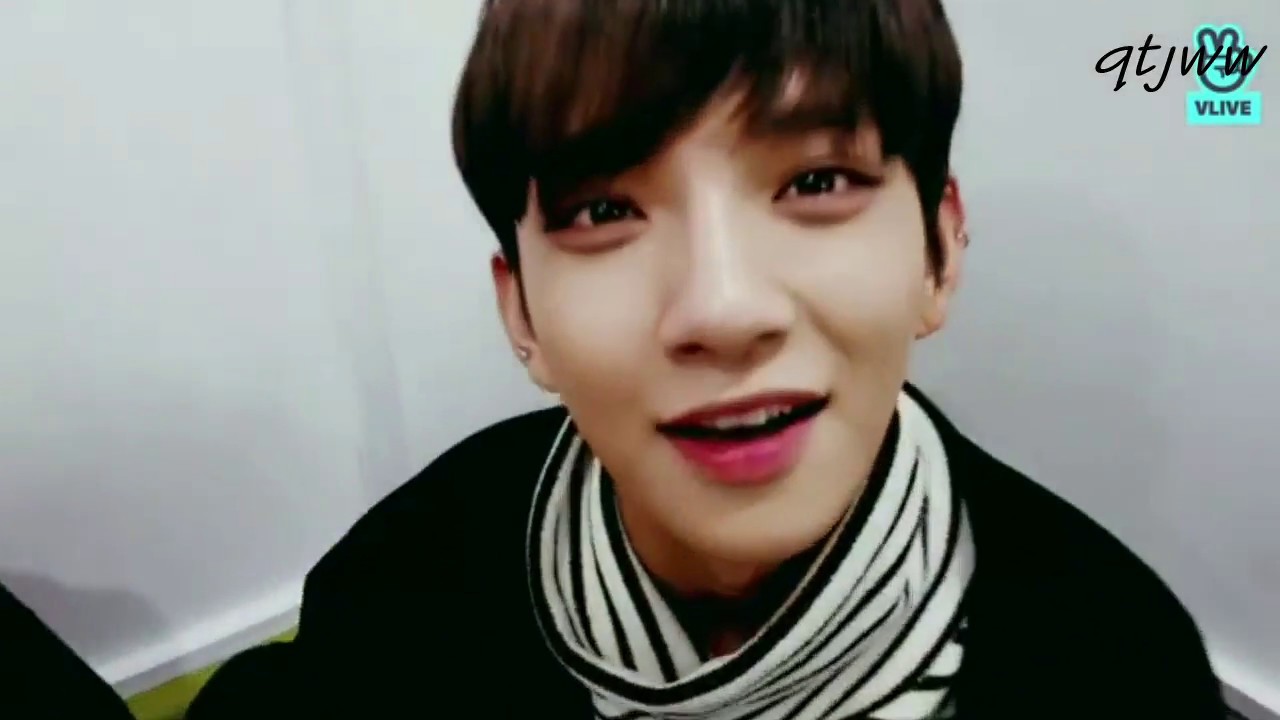 Seoksoo (DK & Joshua Seventeen) - Hello, Love