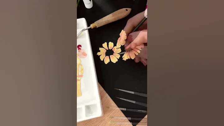 Painting flowers with gouache #art #shorts #gouache