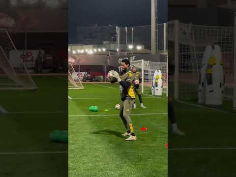 محمد الشناوي لاعب الأهلي حارس مصر الأول الاهلي الأهلي فوق الجميع الشناوي