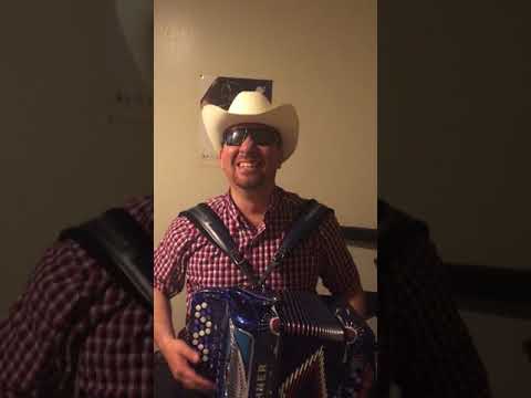 funny-sound-effects-with-accordion