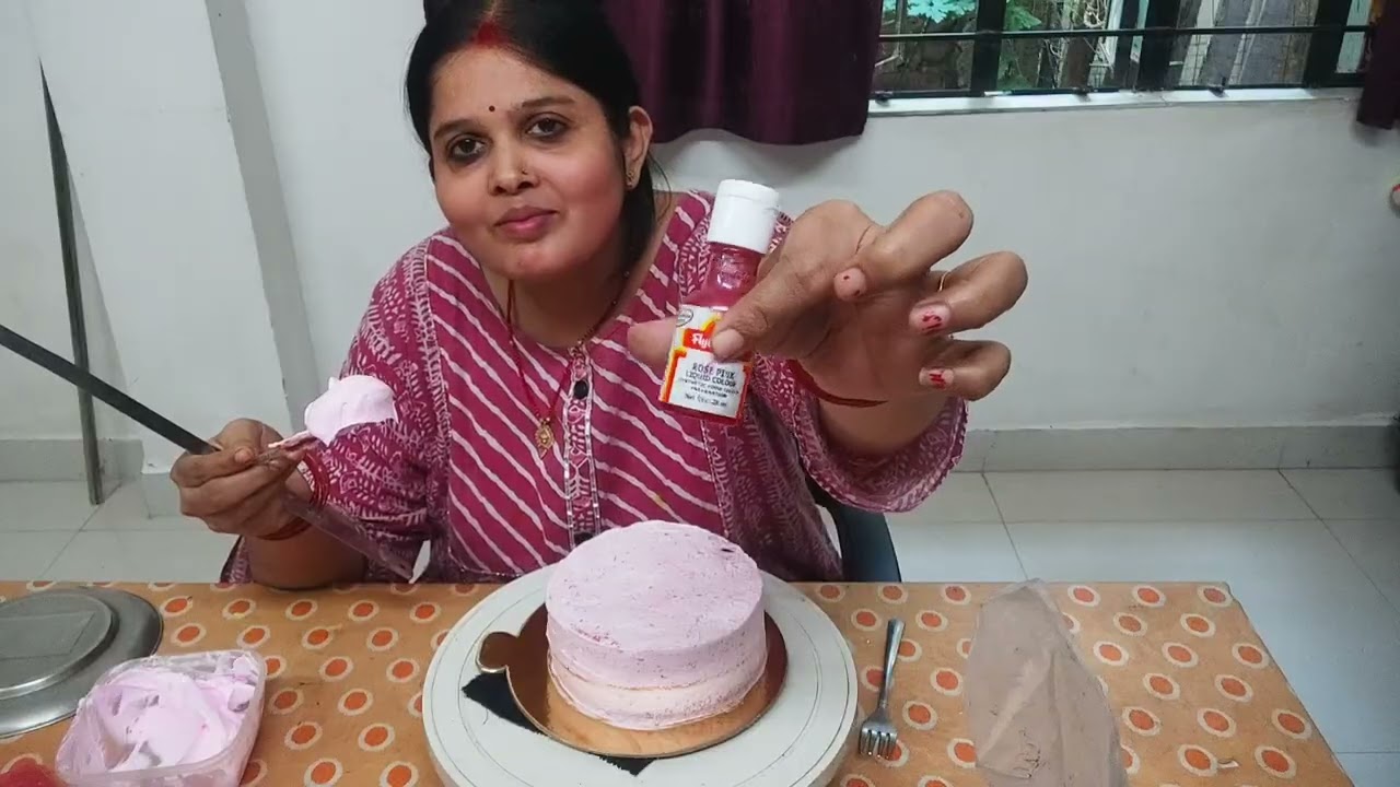 Cake bnane ka mn krta? Pr.......  Strawberry cake icing. Manisha kitchen nwd