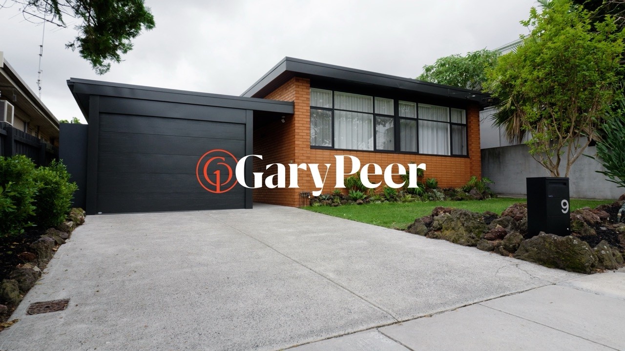 9 Virginia Court, Caulfield South - Presented by Phillip Kingston