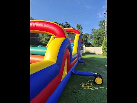 🎬 Video relacionado con carreras de obstaculos inflables