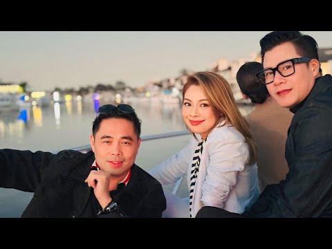THANH THẢO, QUANG DŨNG ĐI TÀU RA BIỂN NGẮM HOÀNG HÔN MỪNG SINH NHẬT BẠN THÂN.
