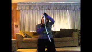 How To Do Colorguard Sabre Basics and Tosses, Maddie Dyer