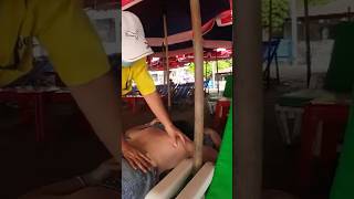 Grandioso masaje de espalda 😴 *Cosquillas Instantáneas* | Amazing Back Massage #shorts #massage