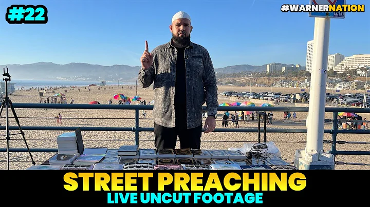 Giant Muslim Publicly Preaching Islam To Americans...