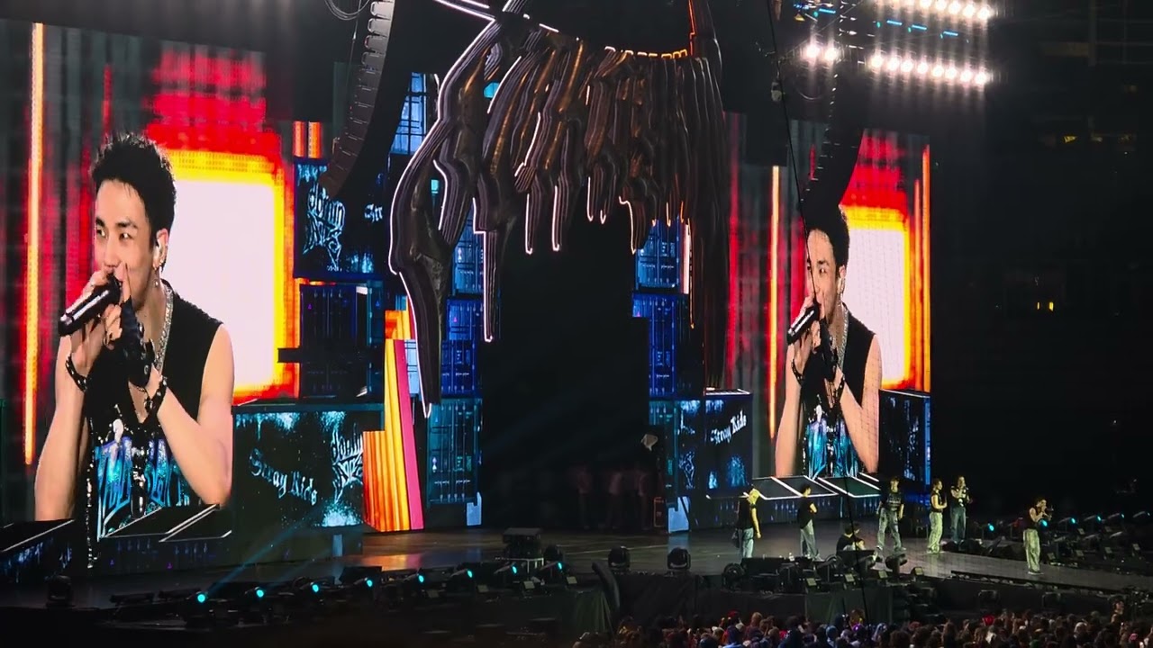 STRAY KIDS  - DominATE in Atlanta talking ment 3 but its lots of screaming