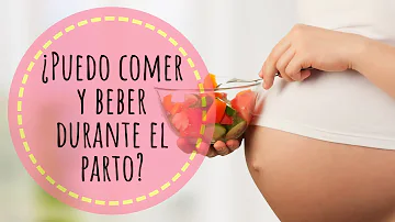 ¿Por qué no puedes beber nada durante el parto?