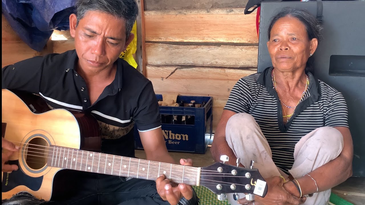 Da hlờnh Hri nguei vă chớt .HAT BNAR.