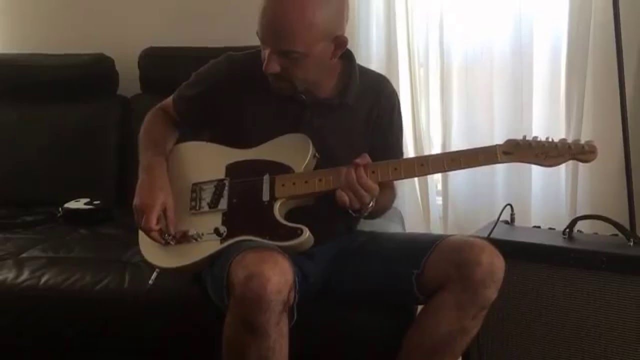 "Eric Clapton" Fender FSR Telecaster w/ 25db mid boost, Noiseless Pickups