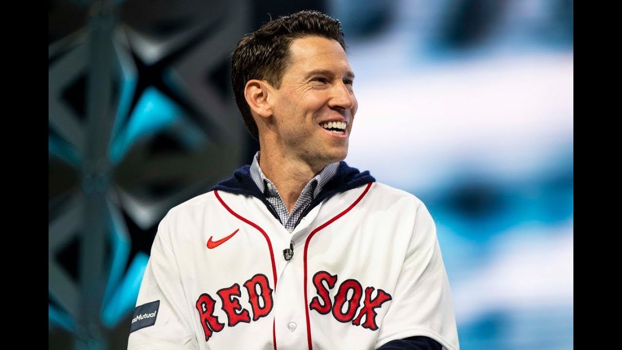 Red Sox hire Craig Breslow as chief baseball officer