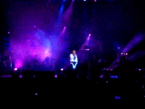 Eason Chan 陳奕迅 Europe Tour at Manchester Apollo - 單車