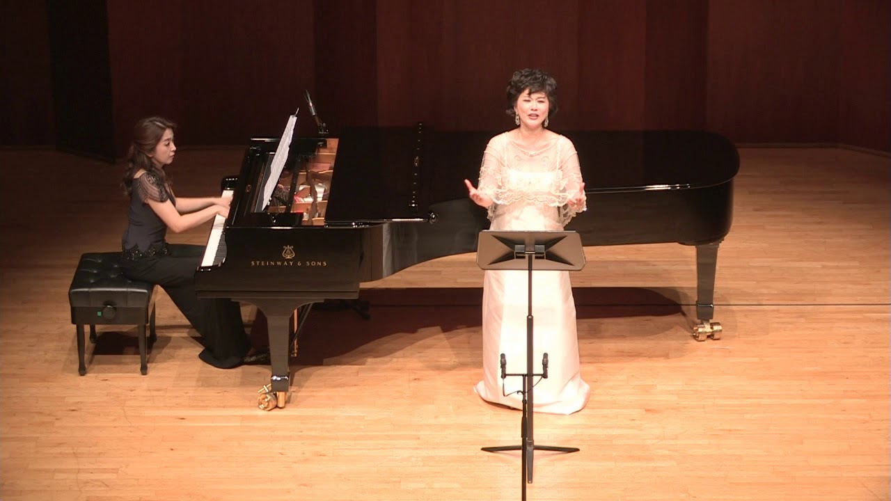 Gounod - Au printemps / 구노 - 봄에 (soprano Julia Mihyun Kho 소프라노 고미현)