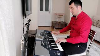 Latif - piano canlı performans