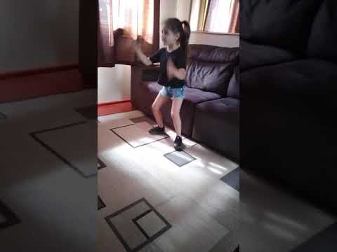 Dançando Sapequinha- Lexa