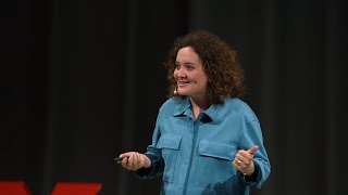 Towards a new leadership: helping others copy you | Laure Frech Brouard | TEDxKollerschlag