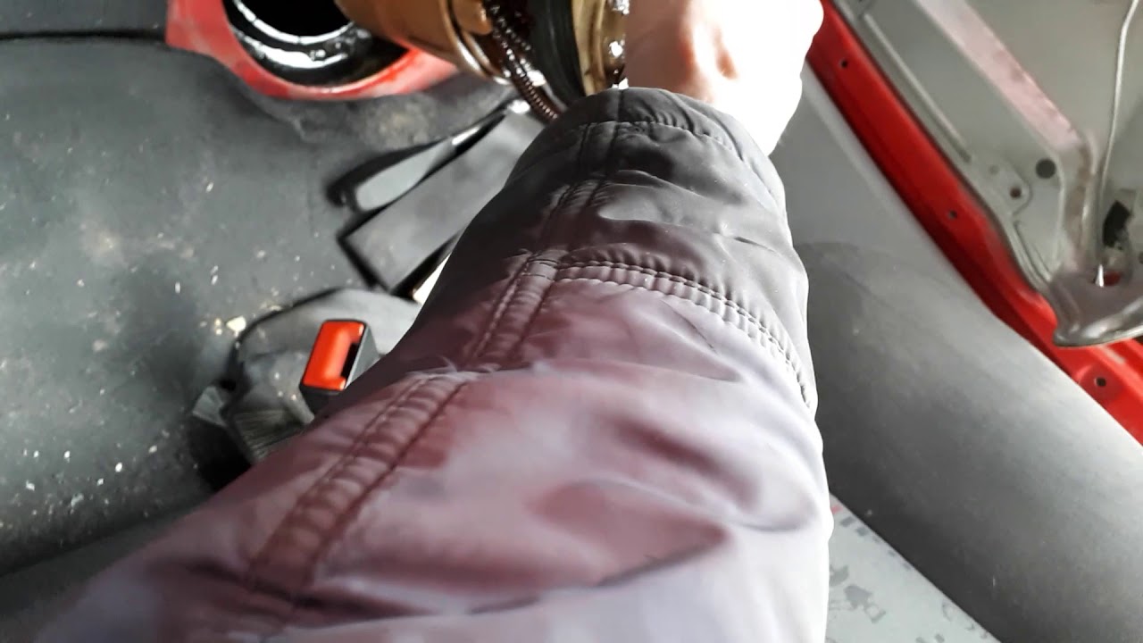 Замена топливного модуля шкода фабия - YouTube