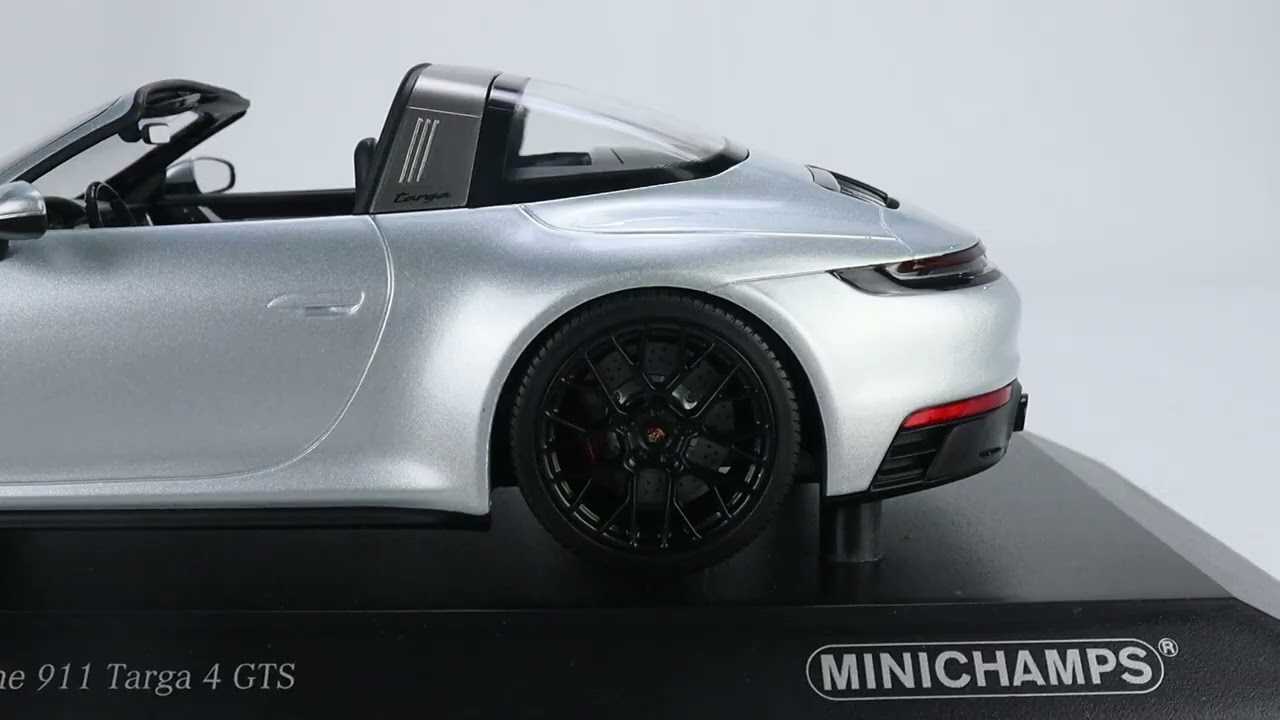 MINICHAMPS 1:18 Porsche 911 (992) TARGA 4 GTS 2021 Silver