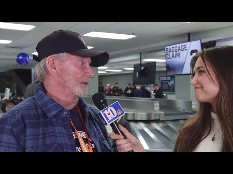 HonorAir takes off from Knoxville for the final time