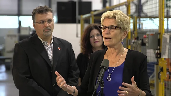 Premier Kathleen Wynne visits St. Clair College