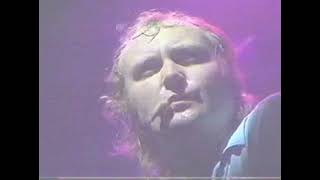 Phil Collins w/ Eric Clapton Live : In The Air Tonight