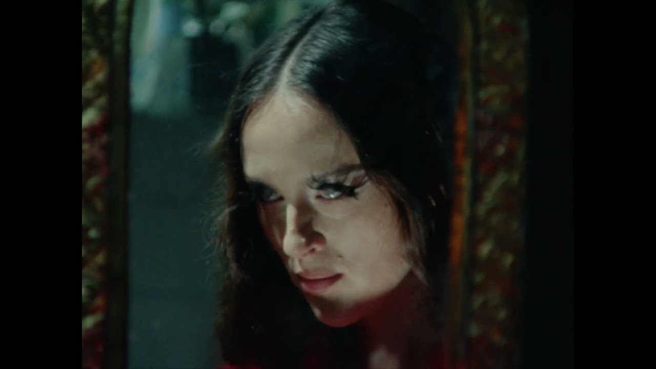 Bonnie Banane - 52" interlude