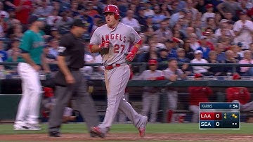 LAA@SEA: Nava plates Trout with an RBI single