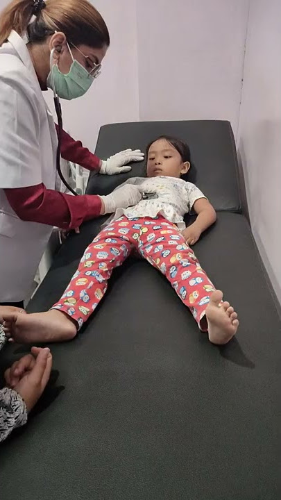 Tiktok anak kecil lucu di periksa dokter cantik #short