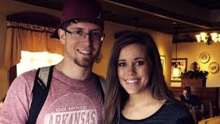 EXCLUSIVE: Jessa Duggar Seewald and Husband Ben Reveal How They Save Money Profile