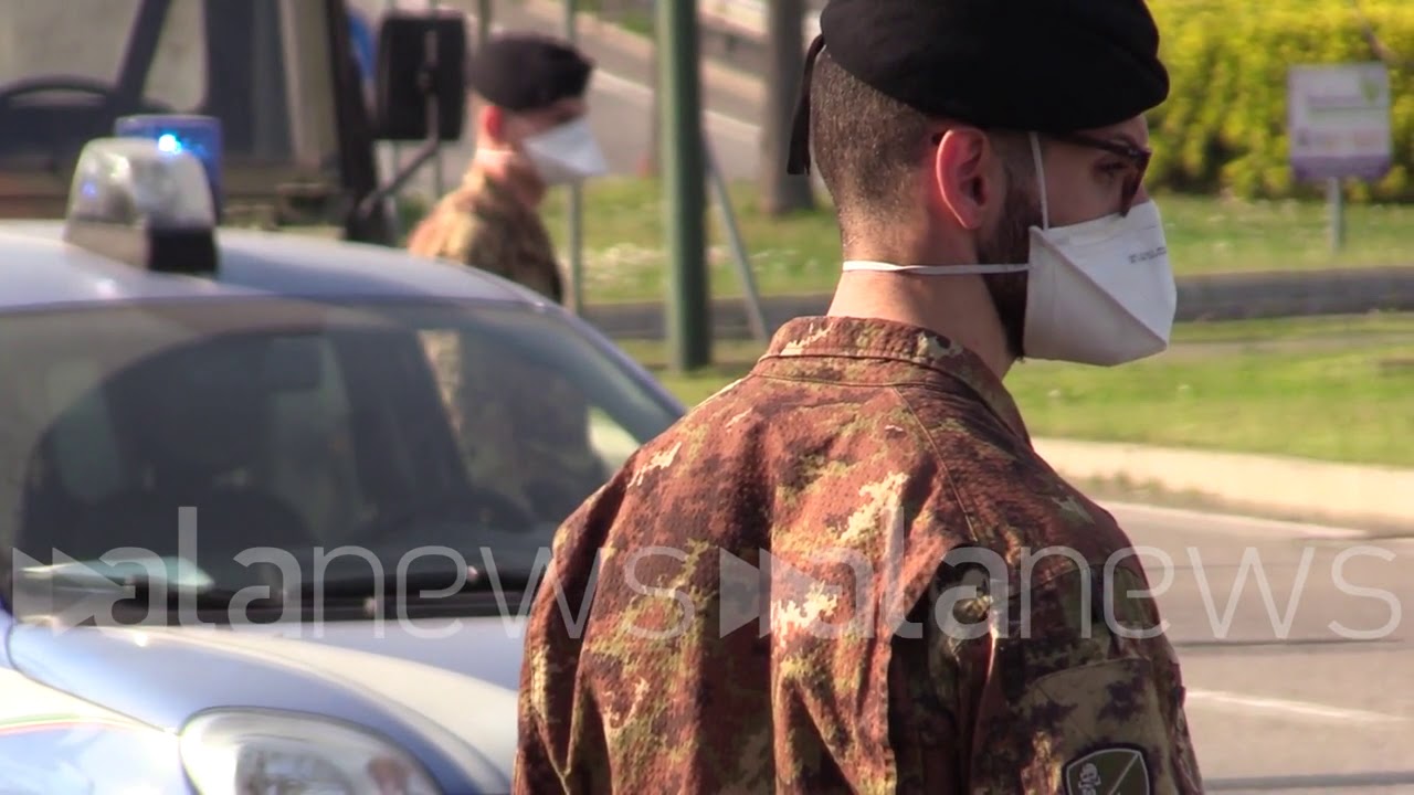 CV, esercito e polizia in strada: controlli a Milano