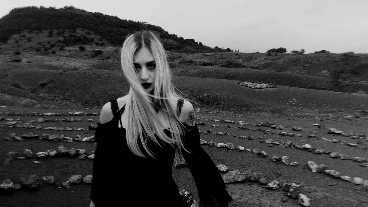 Denuit - Faceless (Official Video)