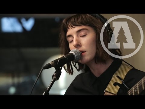 Mothers - It Hurts Until It Doesn't - Audiotree Live (2 of 4)