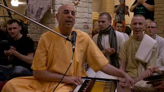 2-Kirtan in Moscow 26.04.2019 | Niranjana Swami