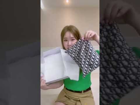 ✨디올 언박싱 파트.2 👉🏻👈🏻 | <strong>Dior</strong> Unboxing <strong>part</strong>.2