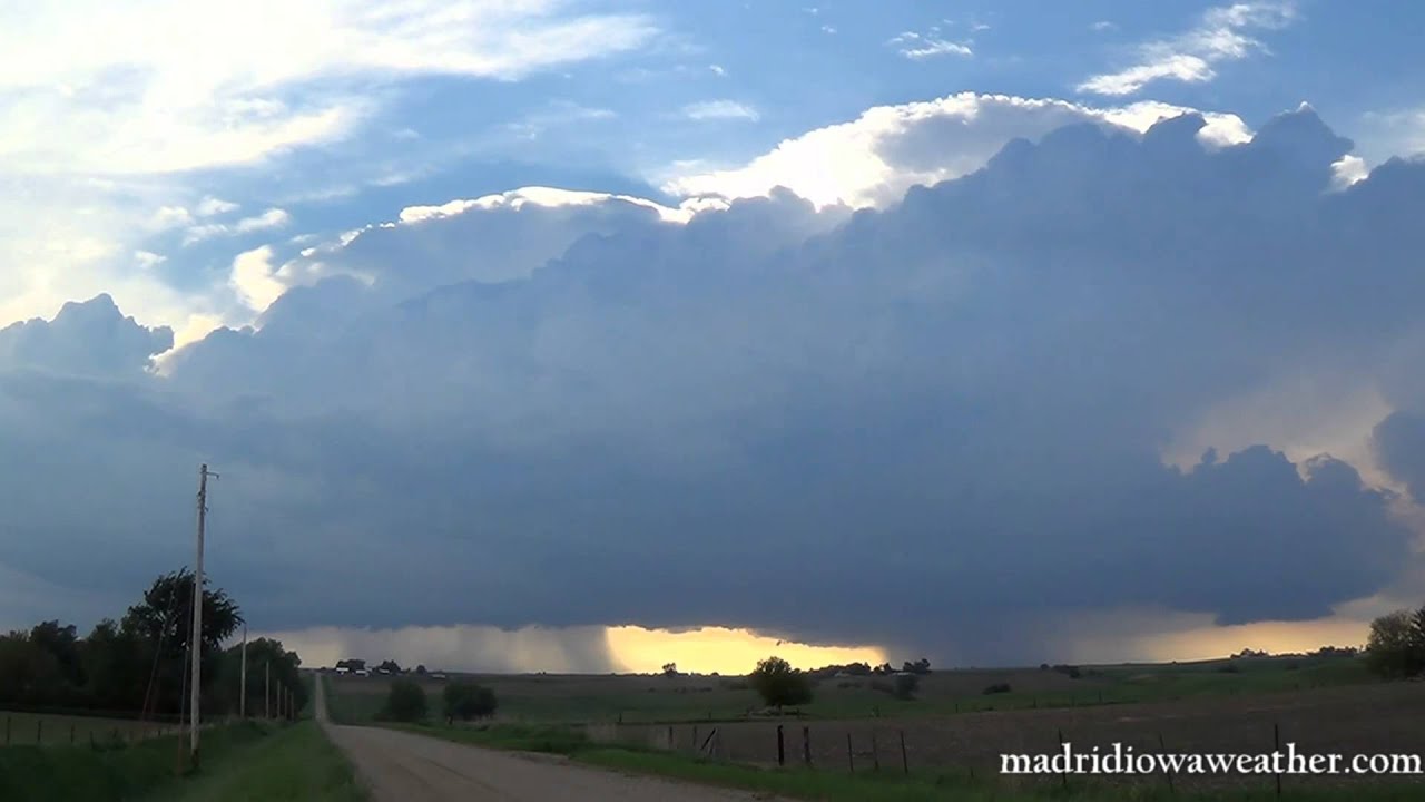 Thunderstorm & sunset time lapse near Coon Rapids, IA May 26, 2014