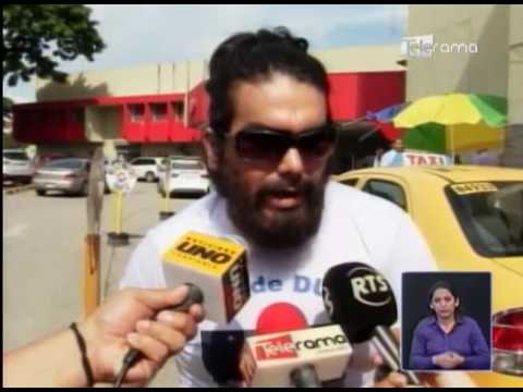 Plantón para impedir archivo del caso ex reina de Durán