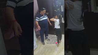 Dadu ka welcome aise karna chahiye #dadapoti #viraljodi #funny #shorts #remix #oldsong #familyvlog