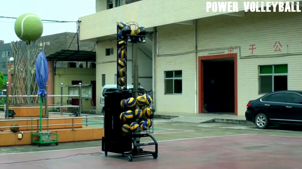 VOLLEYBALL ROBOT !? Best Volleyball Training Machines (HD) YouTube
