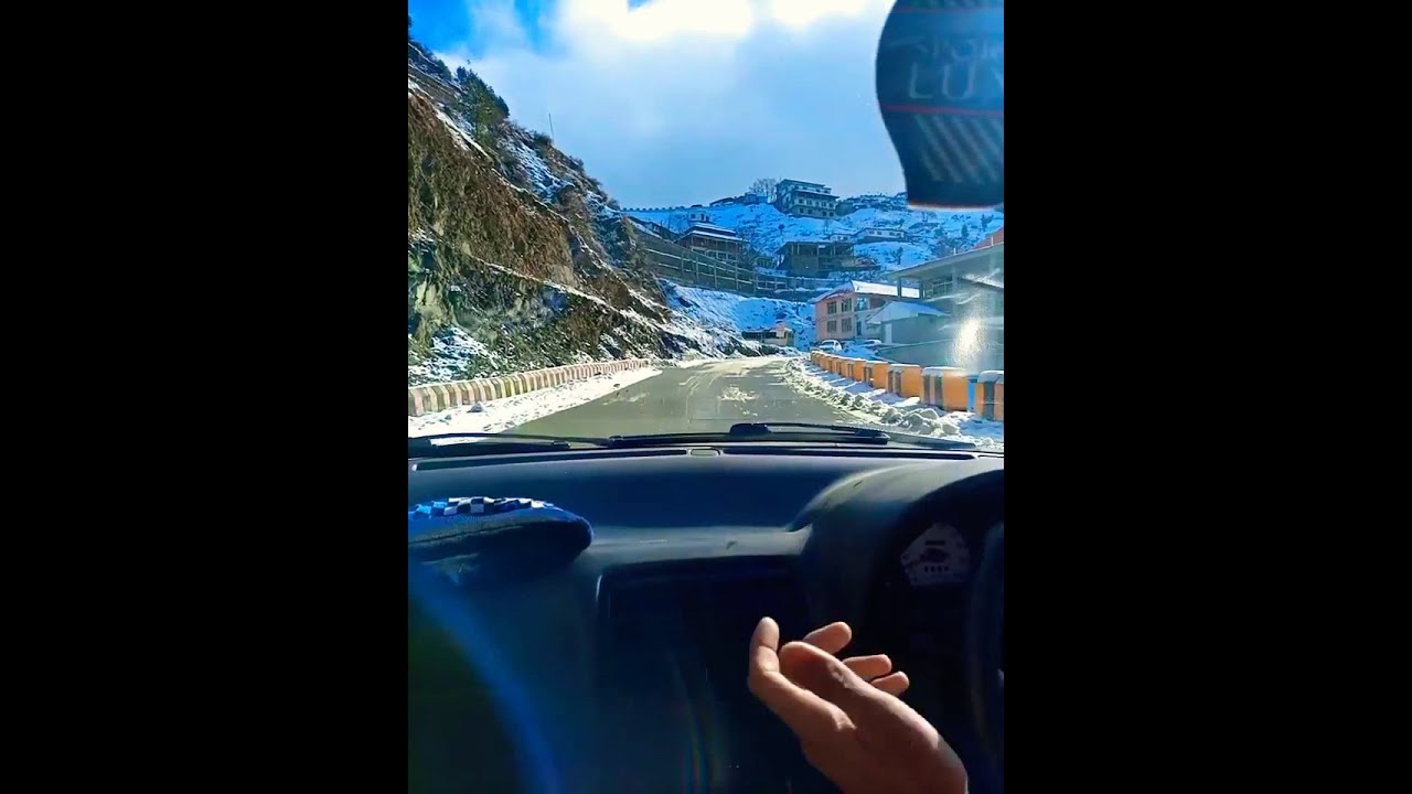 Swat Malam Jaba Road and snow ❄️ in 2021