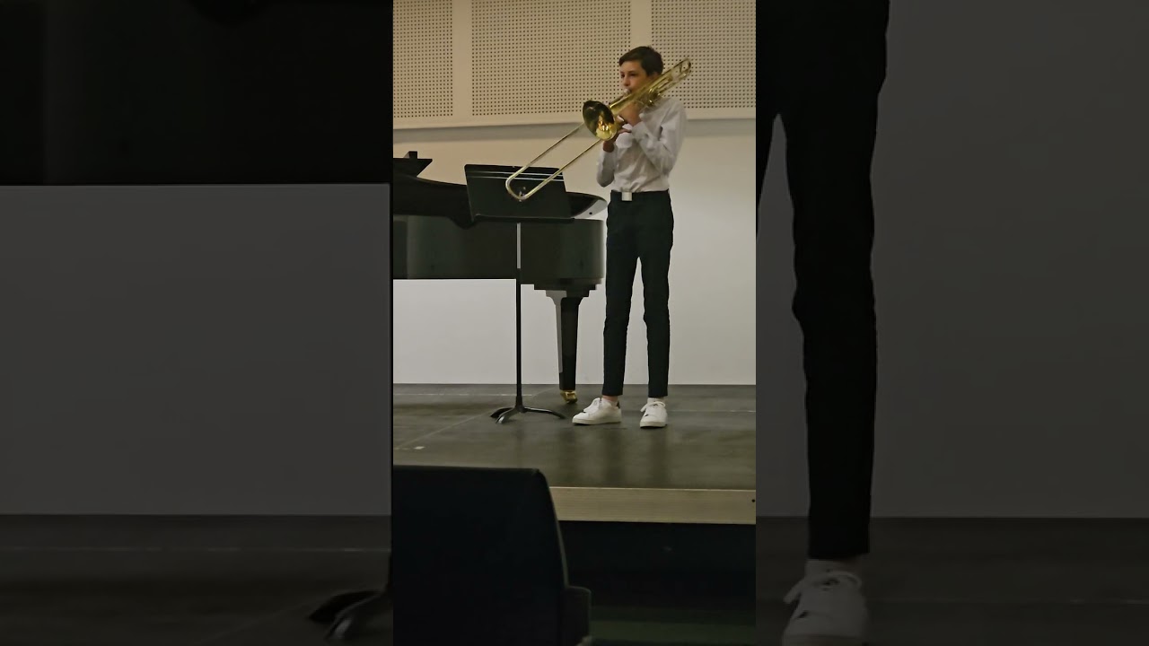 TOURNE-SOL de Jérôme NAULAIS