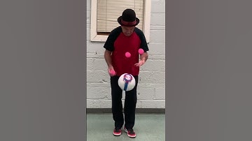 Five juggling balls get bounced