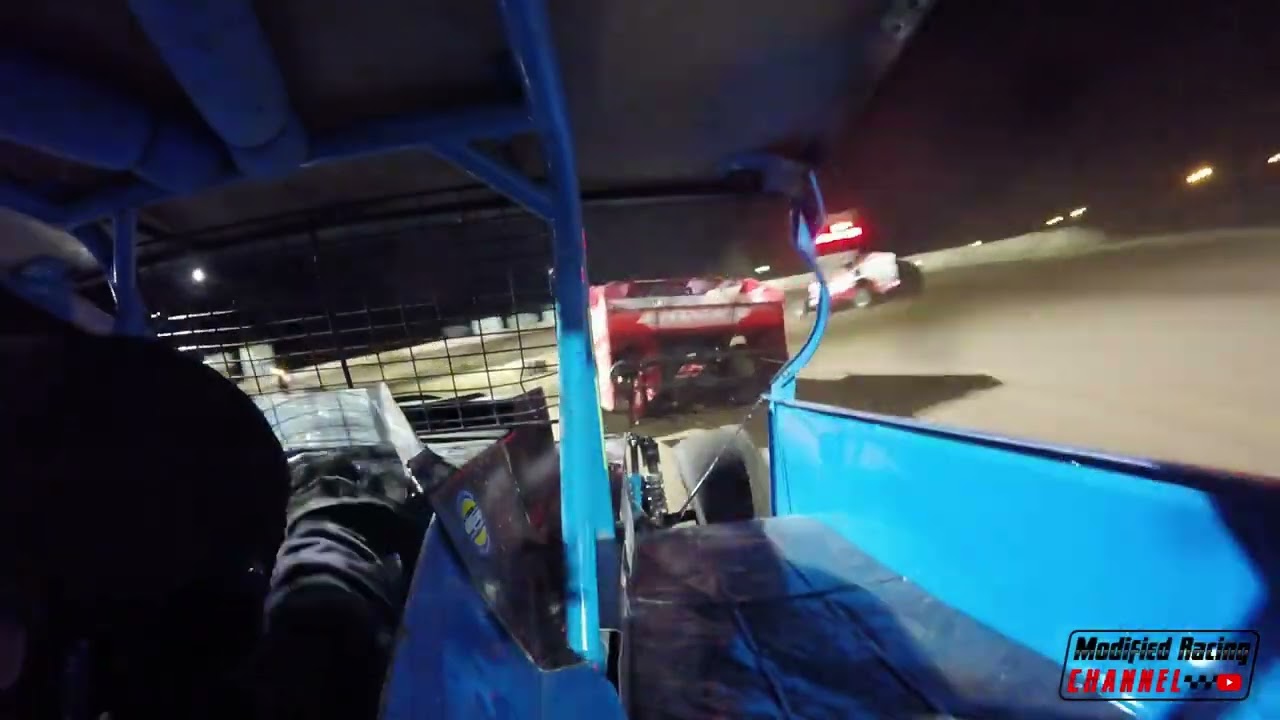 2023 season opener at Ransomville Speedway Feature race with Steve Lewis Jr. 