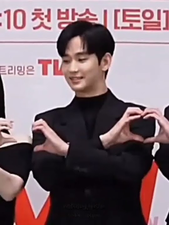 Awkward moment between Kimjiwon & Kimsoohyun 🤭 Queenoftears kdrama korean kdramalover love kpop bts